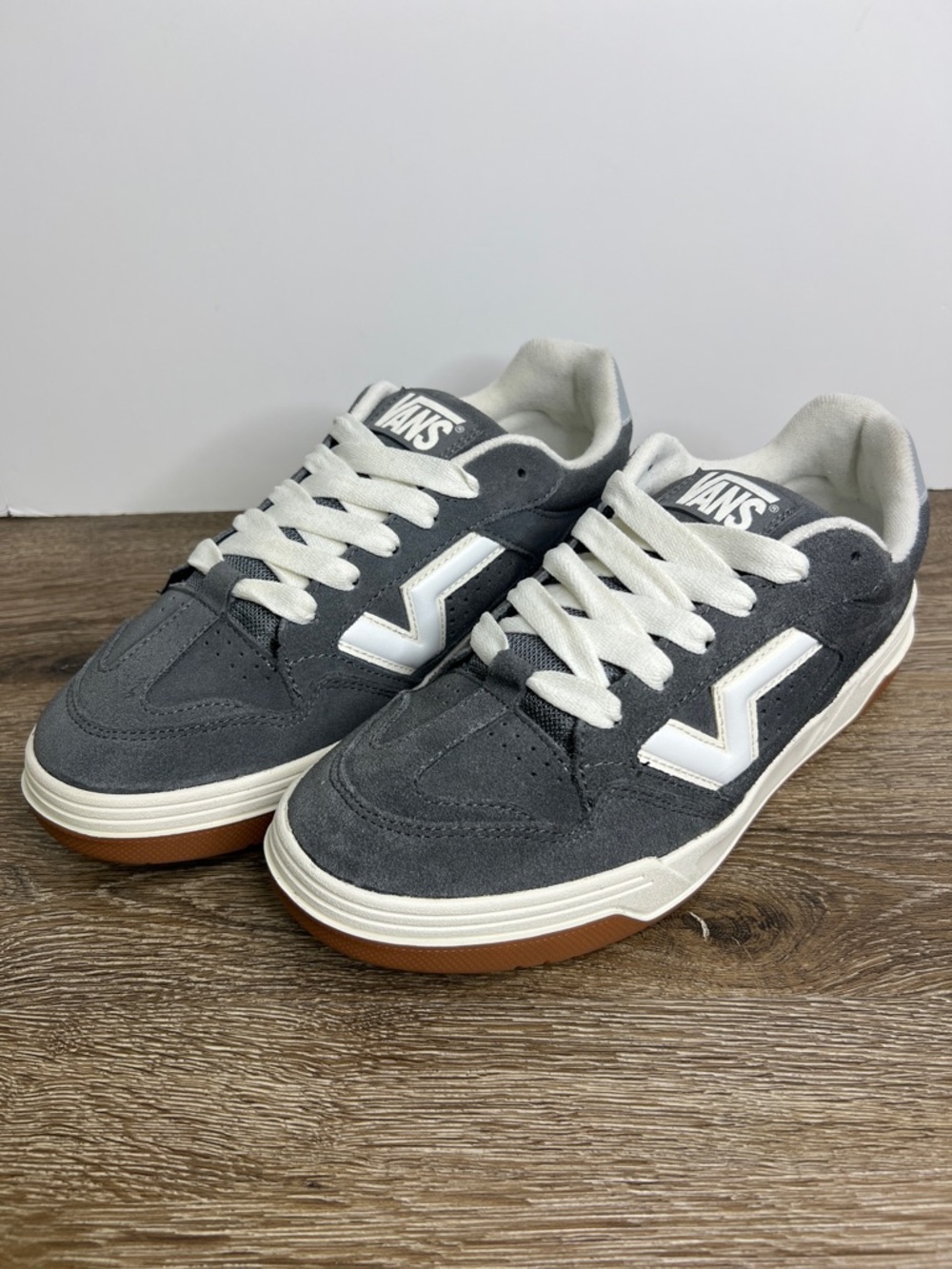 Vans Upland Reflective Pewter Grey Suede Sneakers Men 9 Women 10.5
